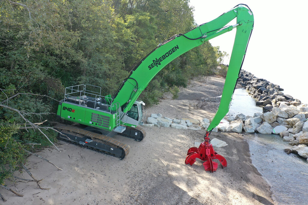 The 840 R-HD with extendable tracks can be shipped without tracks aiding in portability!