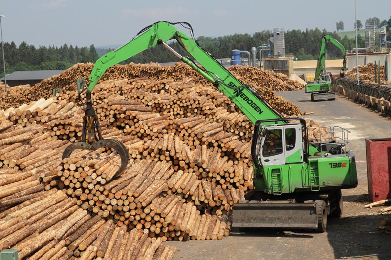 Sawmill Turns To SENNEBOGEN For Timber Handling Technology